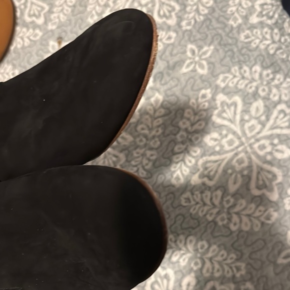 Via Spiga Elegant Black Slip-Ons - Picture 5 of 7